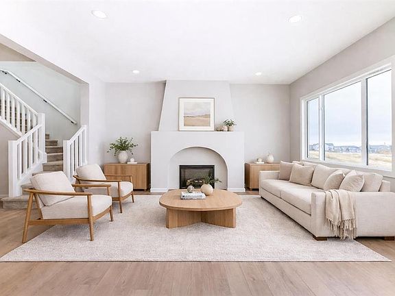 3rd image of 2084 S Lancaster Hts SE