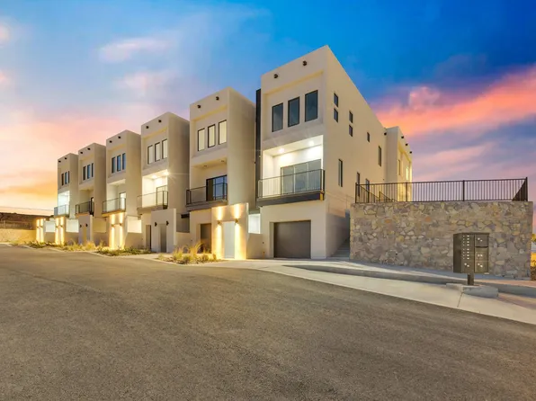 2bed/2.5bath Modern Townhomes!