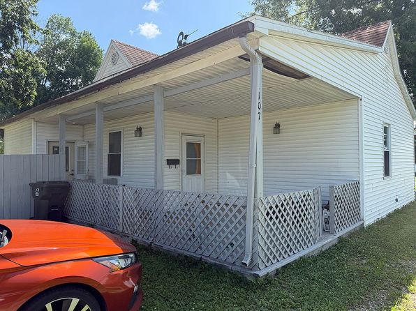 107 W Van Buren Ave