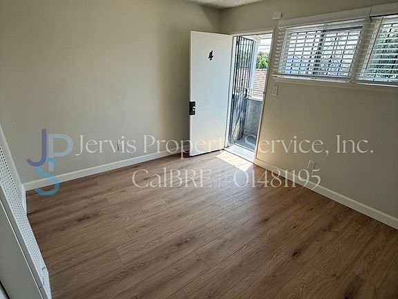 2nd image of 4610 E 52nd Dr #4