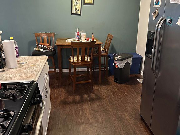 4th image of 5022 Kirkshire Dr