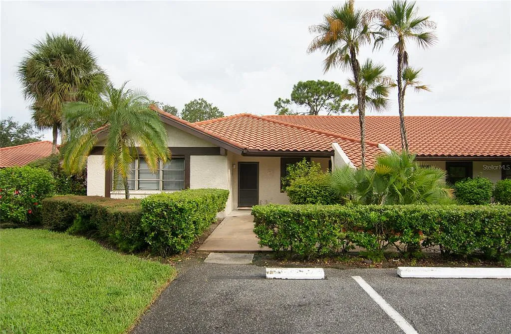 2 bed, 2.0 bath, 1529 sqft, $1,800 — Photo 1