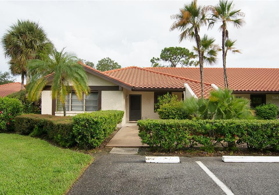 1st image of 5635 Golf Pointe Dr APT 101