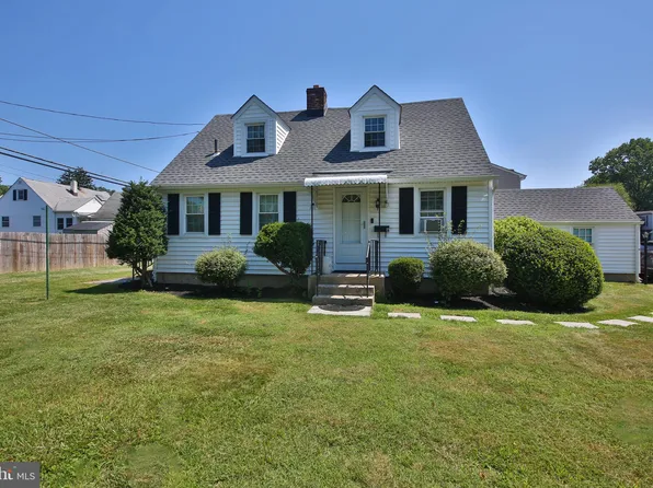 448 Hillcrest Ave, Morrisville, PA 19067