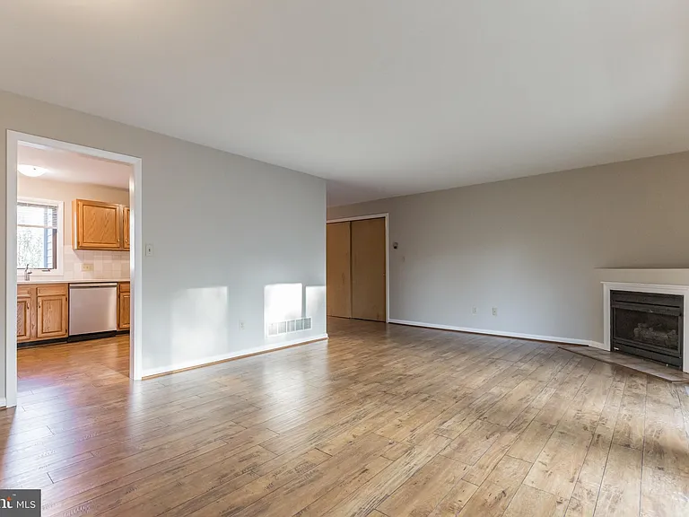 109 Foxfire Dr — Photo 7
