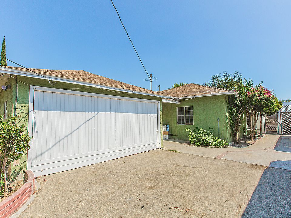 1st image of 21114 Gault St