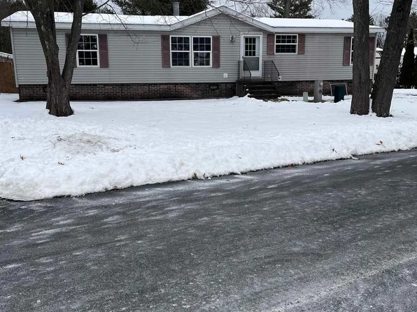 13 South Cranberry Lane, Rochester, NH 03867