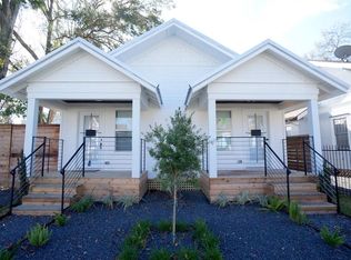 1717 1/2 Summer St, Houston, TX 77007