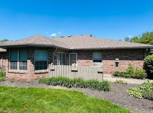 2862 Shakespeare Ln, Avon, OH 44011