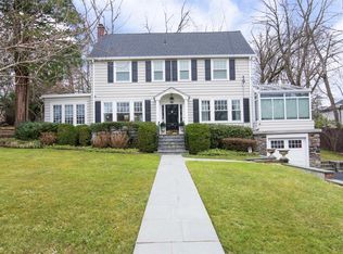 15 Hewitt Ave, Bronxville, NY 10708