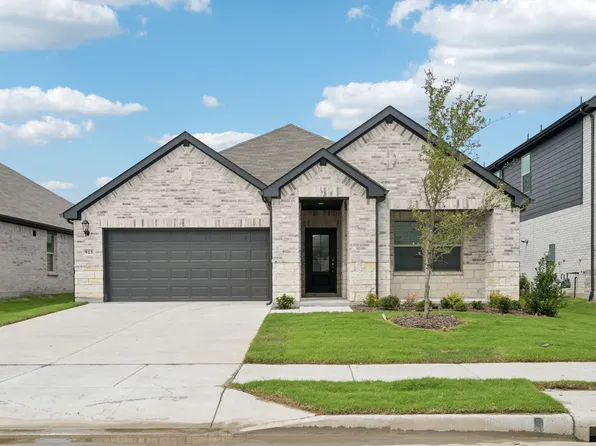 913 Lily Ln, Lavon, TX 75166