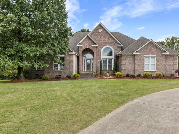 378 Kingston Dr, Florence, AL 35633