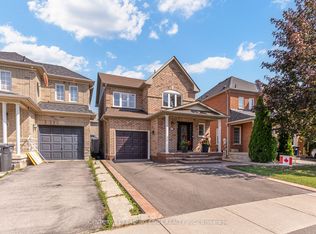 13 Grape Trl, Brampton, ON L7A 2V7
