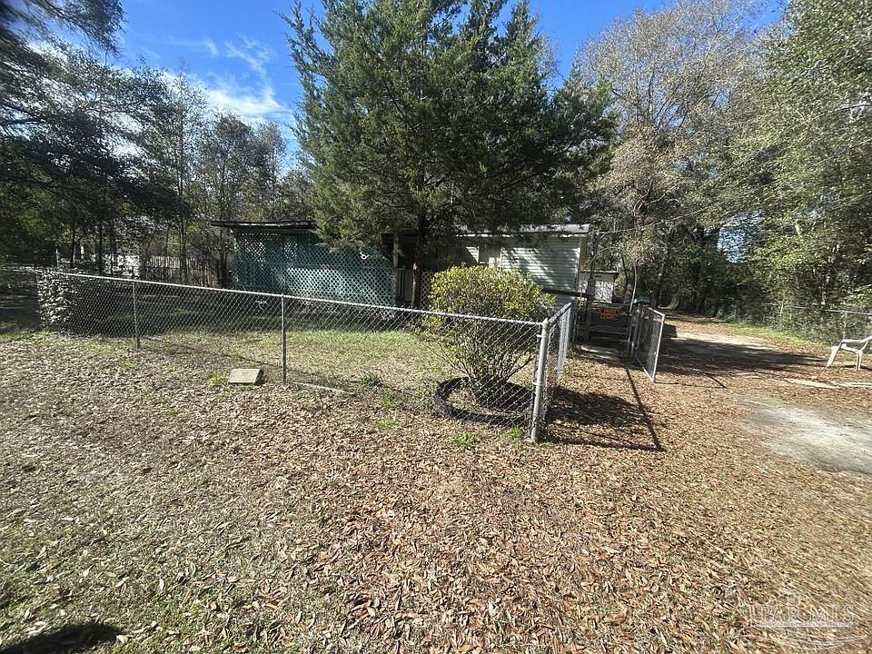 1st image of 4405 Basswood Dr
