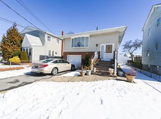255 Clement Ave, Elmont, NY 11003