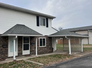 2896 Two Worlds Dr, Columbus, IN 47201