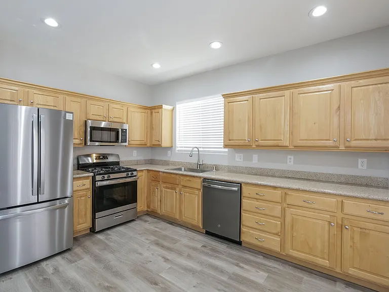 7866 Harp Tree St — Photo 8
