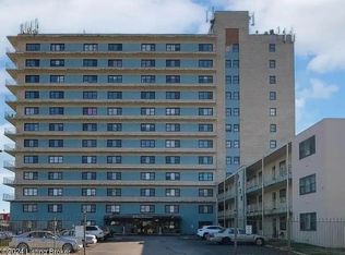 3320 Bardstown Rd APT V10, Louisville, KY 40218