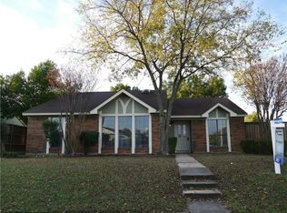 2326 Angel Fire Dr, Garland, TX 75044