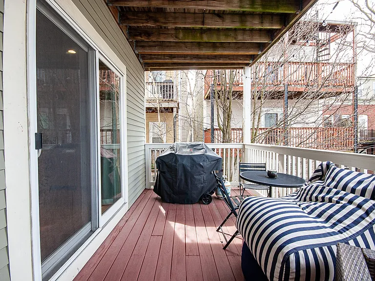2 Burnham Pl #2 — Photo 22