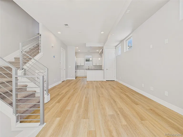 1632 Lowell Blvd #5 — Photo 1
