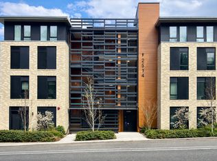 2514 Dexter Ave N #2N, Seattle, WA 98109
