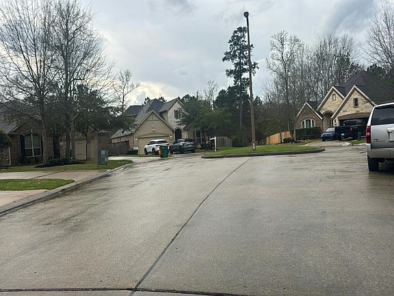 5th image of 235 Soaring Pines Pl