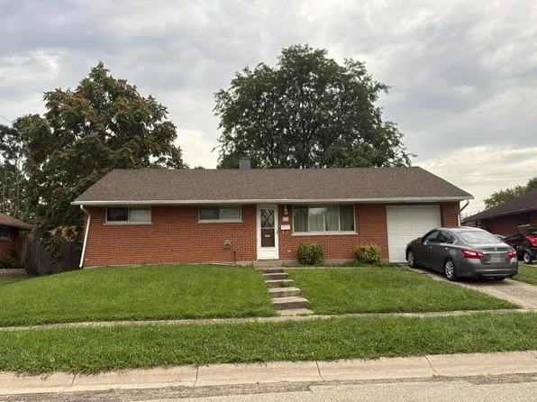 5716 Traymore Dr, Huber Heights, OH 45424