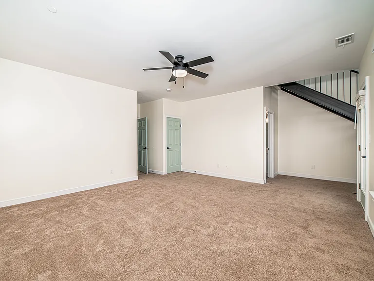 2221 Pretty Lake Ave — Photo 58