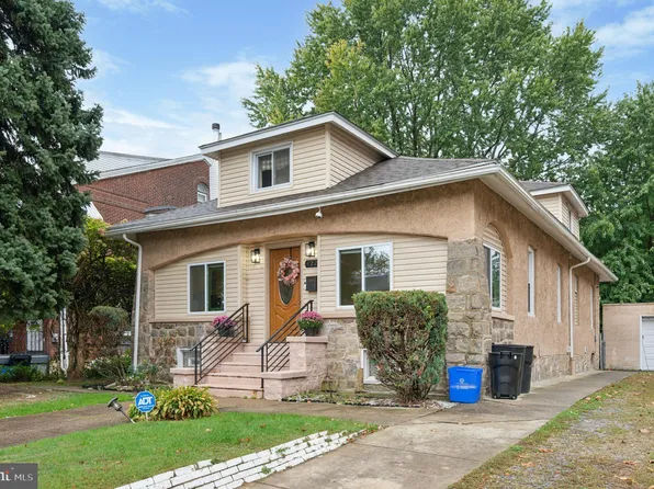 4224 Disston St, Philadelphia, PA 19135