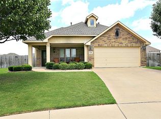 611 Arbor Glen Ct, Mansfield, TX 76063