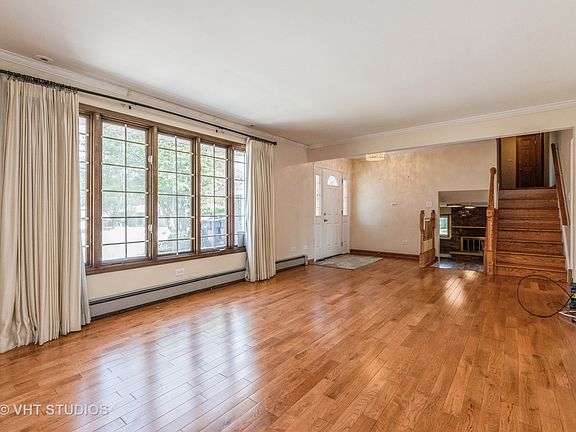 2nd image of 15046 Castlebar Ln