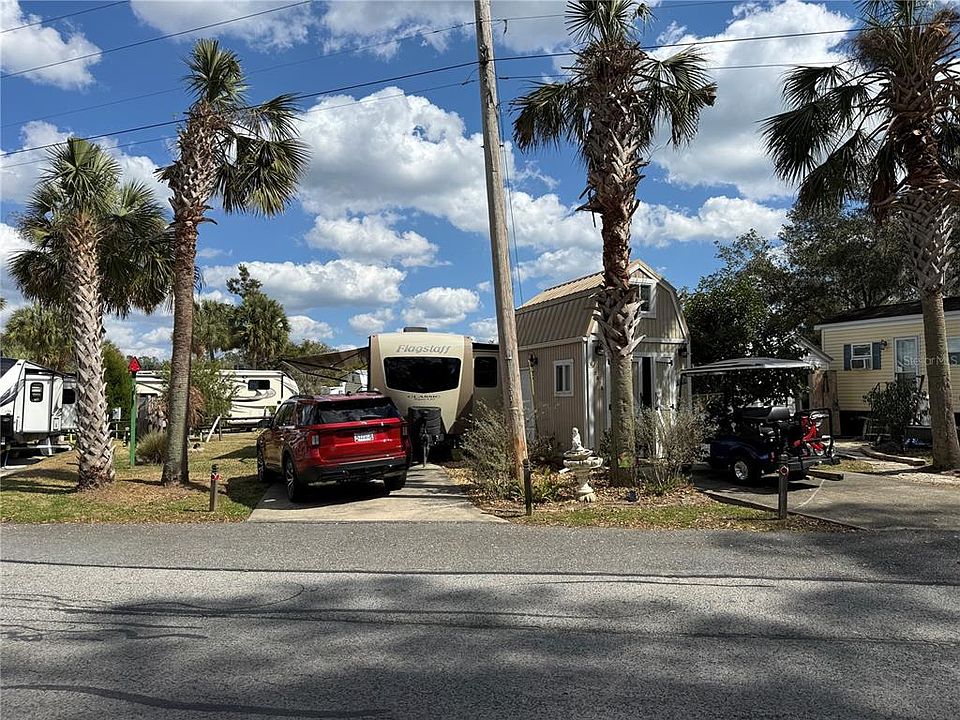 1st image of 2875 NE 102nd Avenue Rd Lot 6