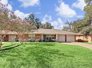 4061 Silverwood Dr, Houston, TX 77025