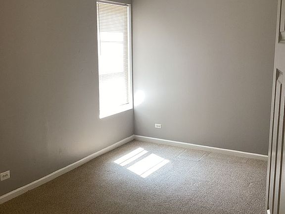 5th image of 5701 S Calumet Ave APT 1S