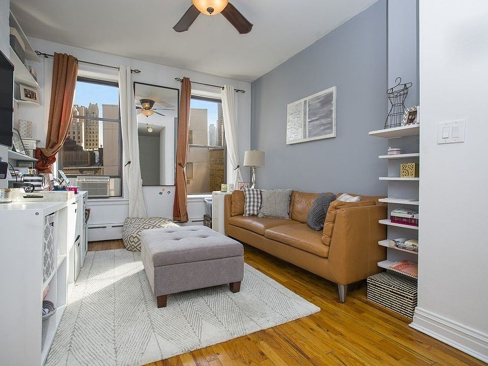 1st image of 444 W 54th St APT 20