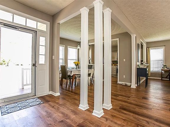 2nd image of 4516 Village Park Dr E