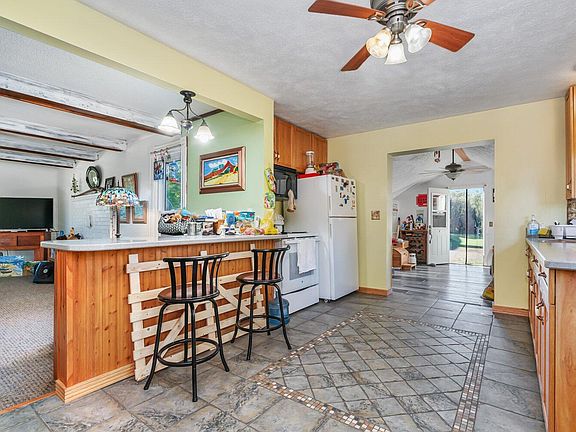3rd image of 9031 Adams Rd