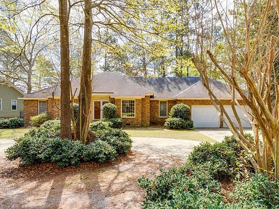 3rd image of 132 Greengate Dr