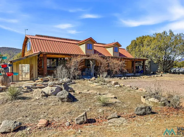 5 Western Ave, Reserve, NM 87830
