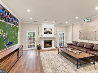 108 Gretna Green Ct, Alexandria, VA 22304