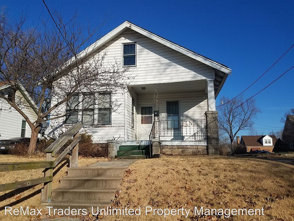 1st image of 401 W Willcox Ave