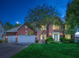 3888 N Ridge Dr, Eagan, MN 55123