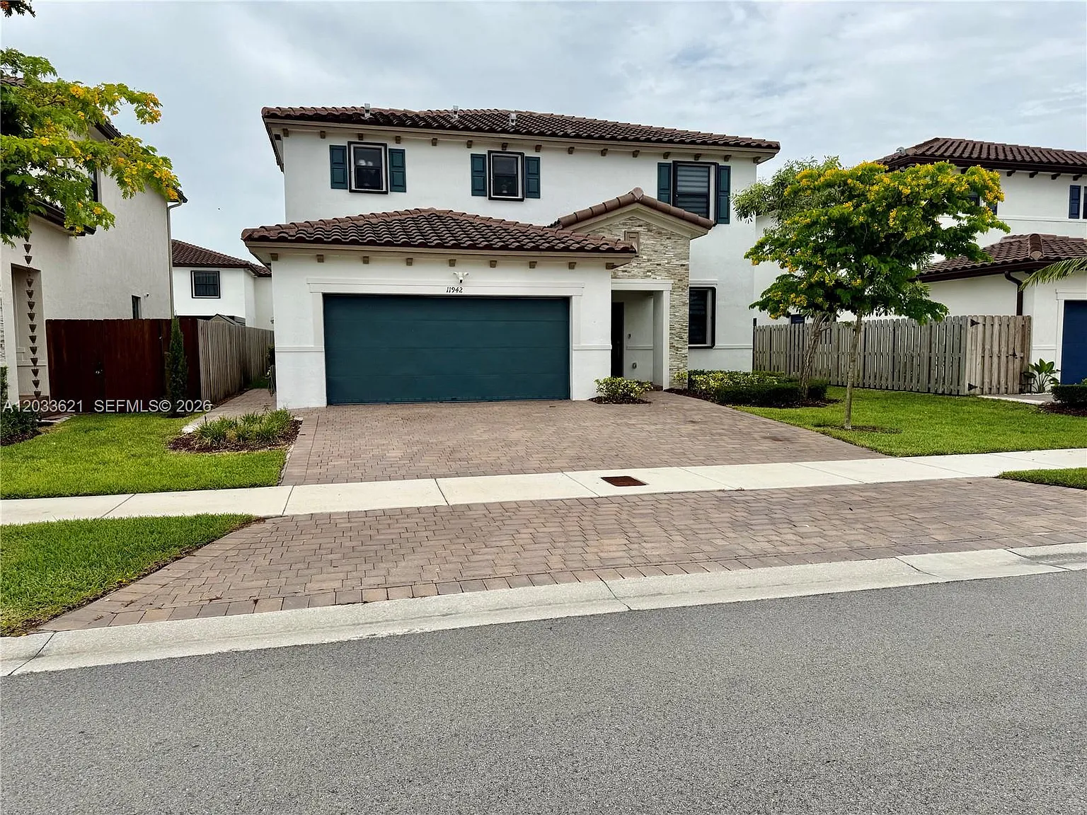 Estates At Silver Palm — Photo 2