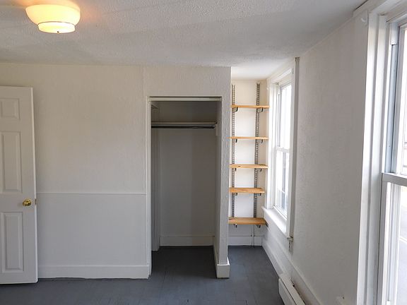 5th image of 145 King George St