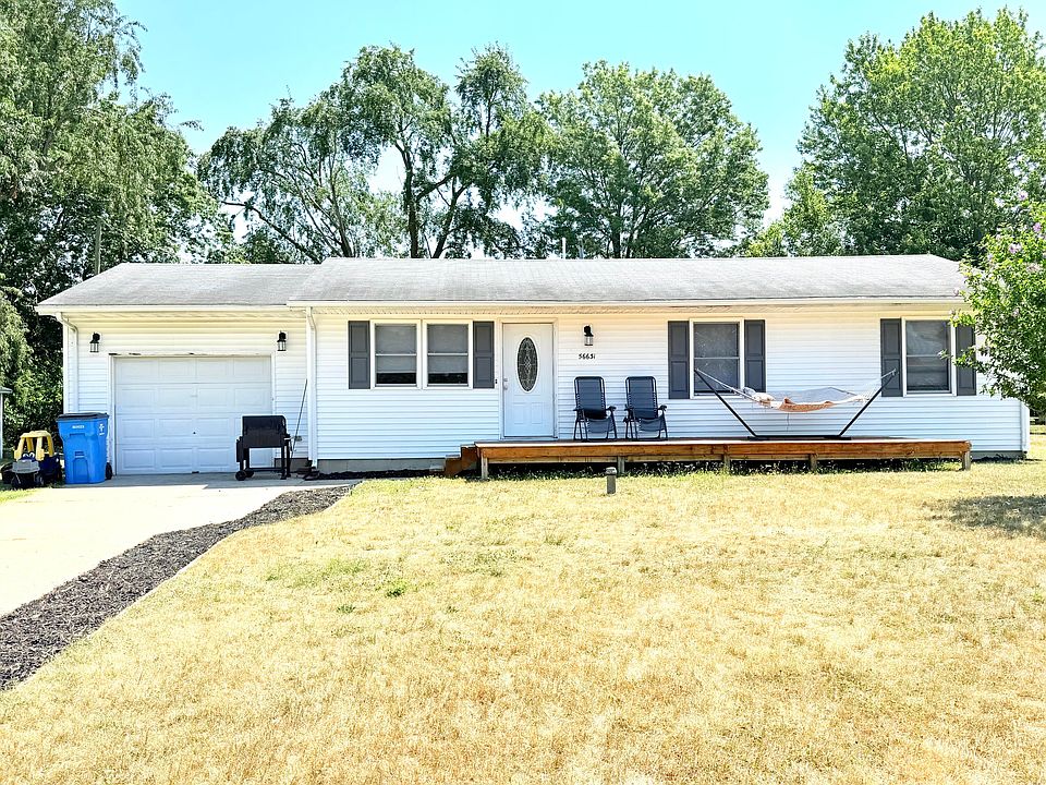 1st image of 56631 Lyle Dr