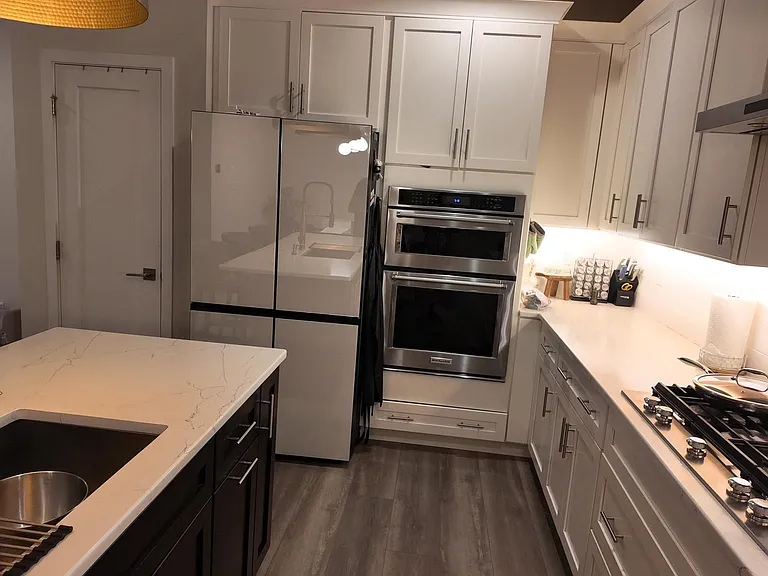 148 Kennedy Dr — Photo 8