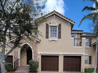 15237 SW 8th Way, Miami, FL 33194