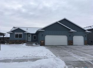 8717 W Nikita Dr, Sioux Falls, SD 57106