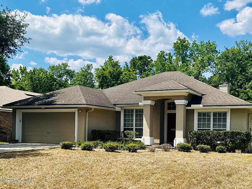 1st image of 656 CHESTWOOD CHASE Drive